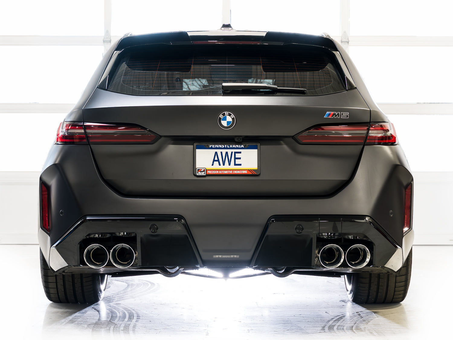 AWE Touring Edition Exhaust for BMW M5 G90 / G99 S68 4.4 V8 (2025+)