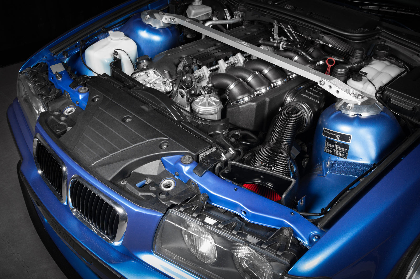Eventuri BMW E39 M5 Black Carbon intake