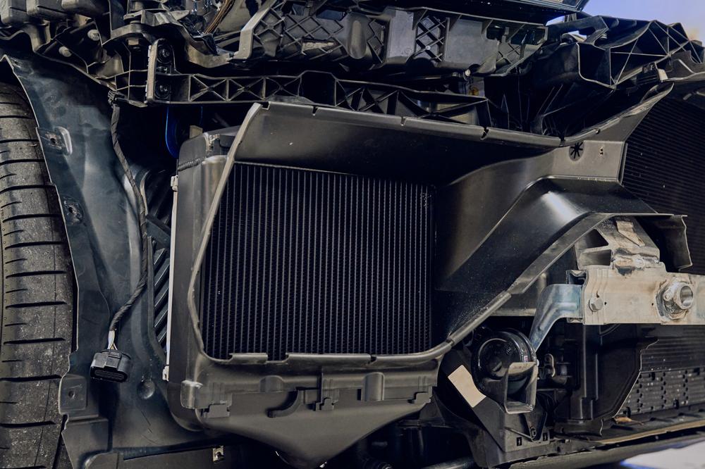 CSF Urus / RSQ8 / Cayenne High-Performance Intercooler System - Black