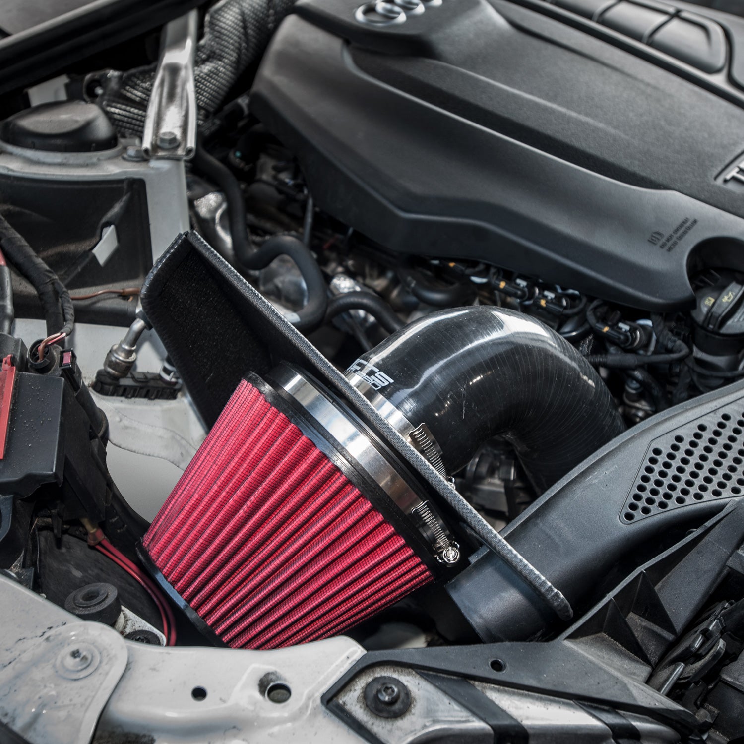 CTS Turbo B9 AUDI A4, AllRoad, A5, S4, S5, RS4, RS5 HIGH-FLOW INTAKE (6" Velocity Stack)