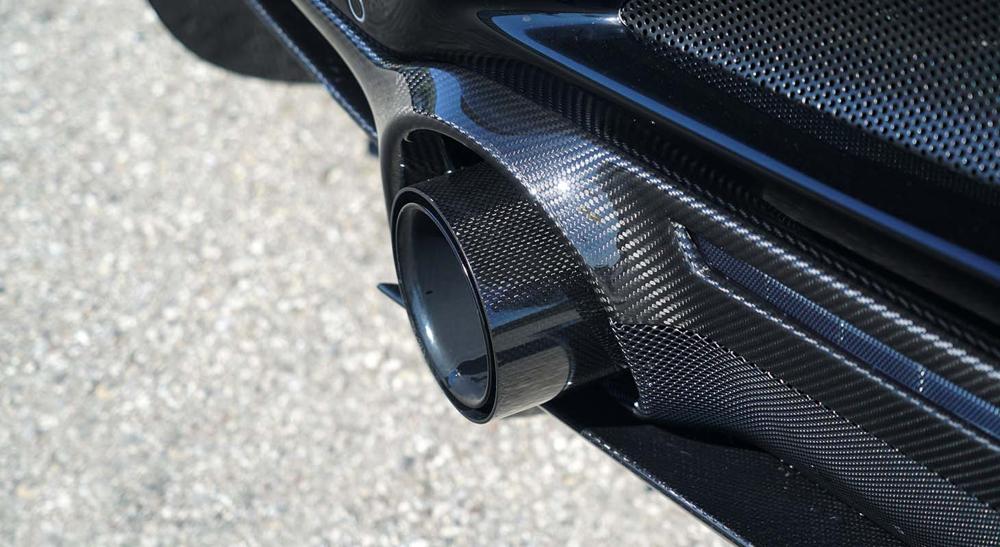 NOVITEC Ferrari F8 Tributo/Spider | Carbon - Stainless Steel Tailpipes - Visible Ferrari Carbon