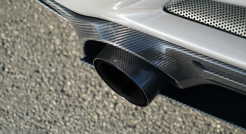 NOVITEC Ferrari F8 Tributo/Spider | Carbon - Stainless Steel Tailpipes - Black
