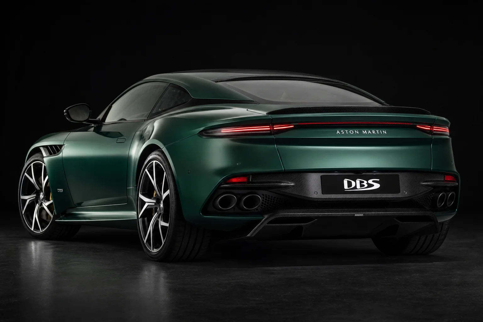 Aston Martin DBS