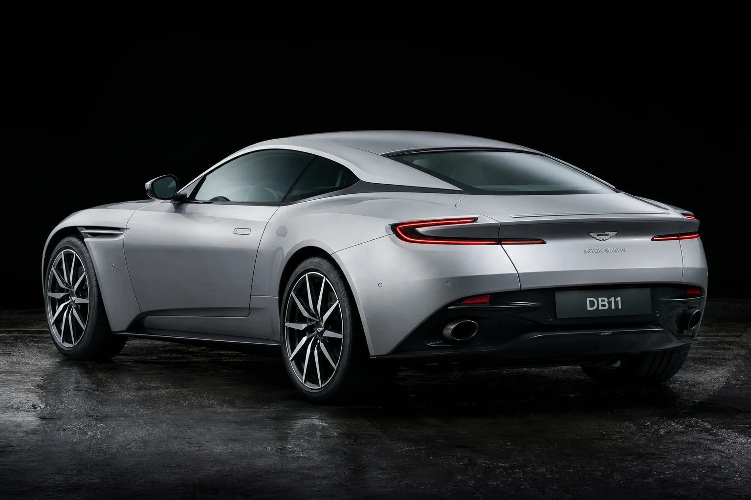 Aston Martin DB11