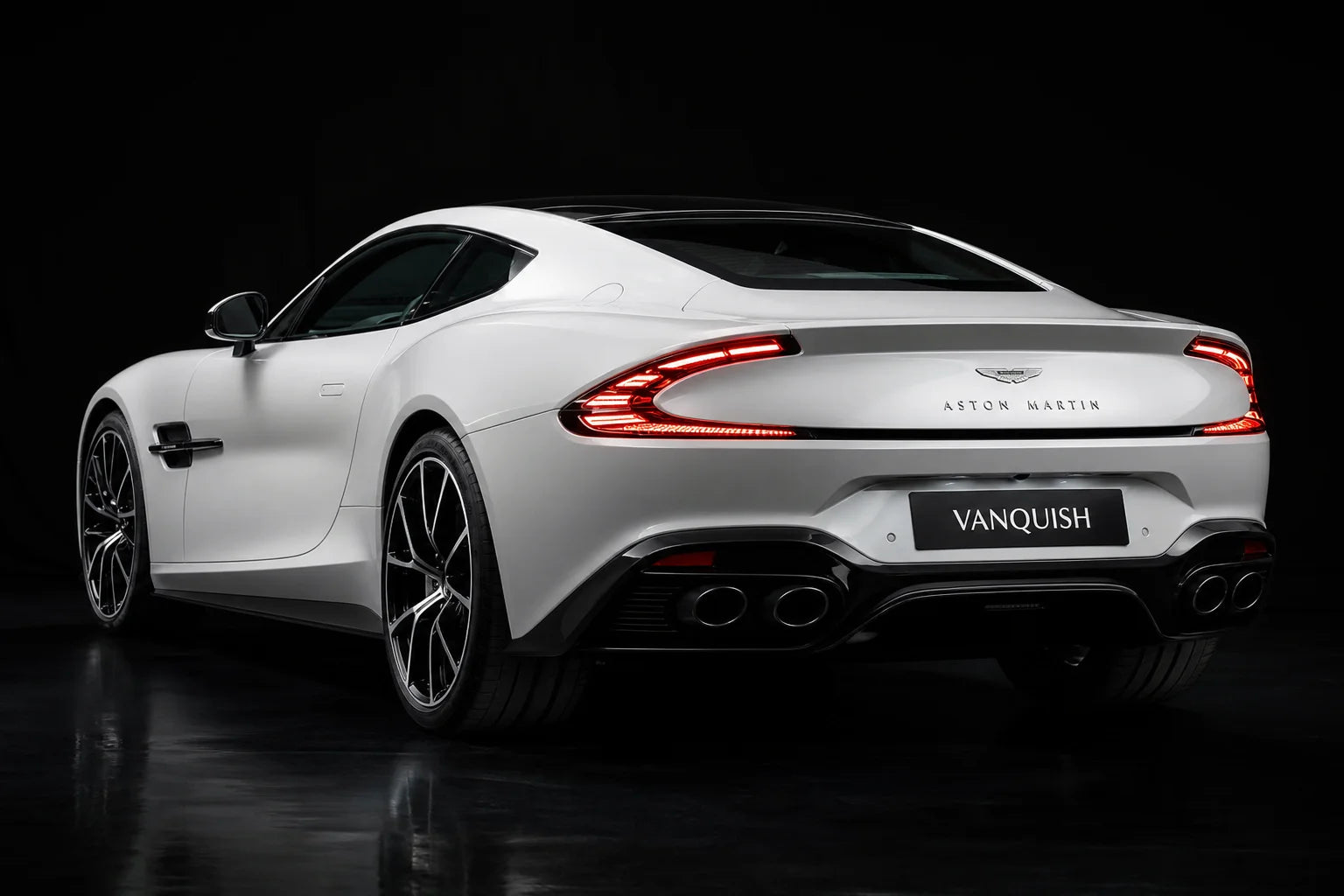 Aston Martin Vanquish & Virage