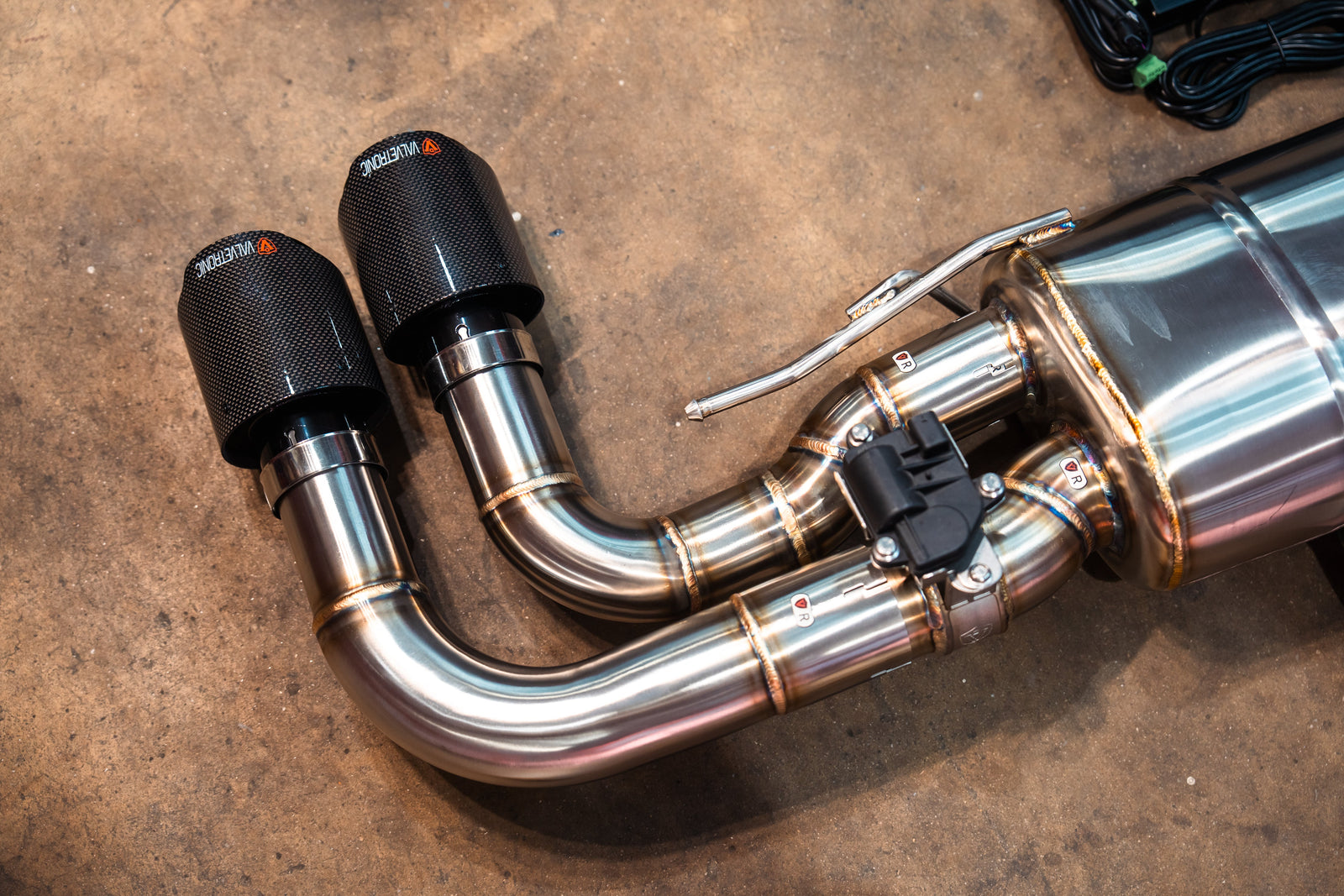 Valvetronic Valved Sport Exhaust System for Porsche 9Y0 Cayenne