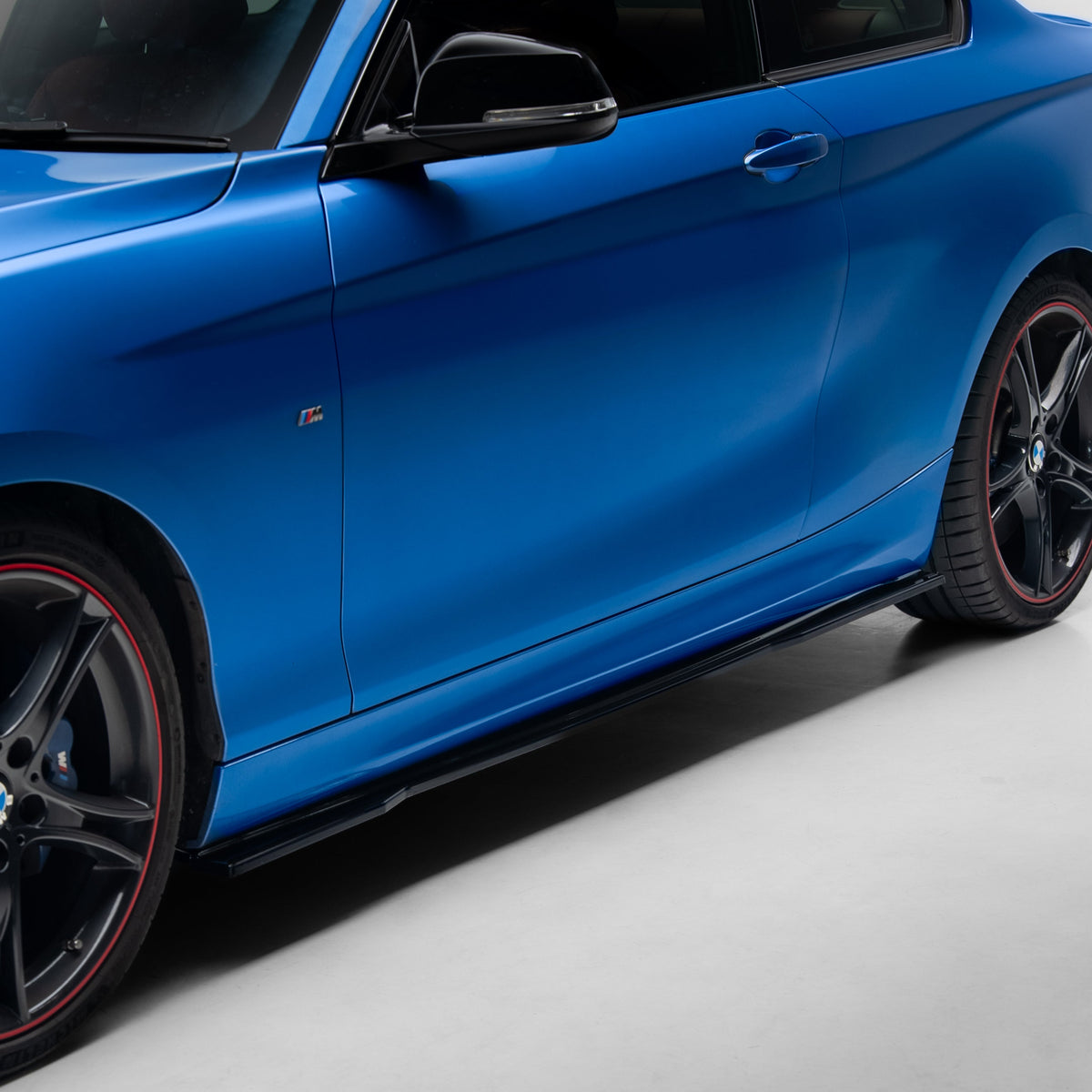 Zaero Design EVO-1 Side Splitter for BMW 1 Series F20 2012-2019 / 2 Series F22 2014-2021