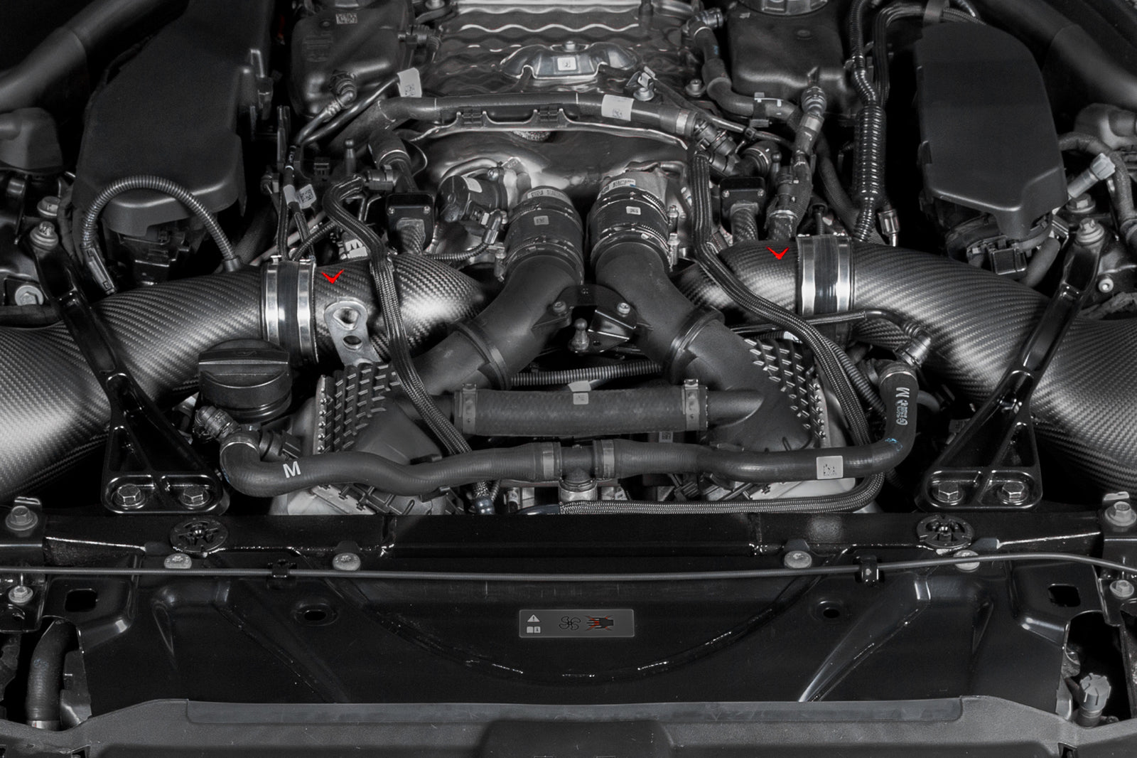 Eventuri BMW G90, G99 M5 Carbon Turbo Inlets