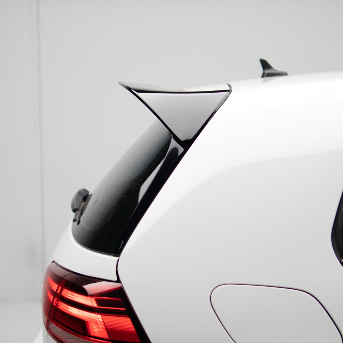 Zaero Design EVO-1 Rear Spoiler for Volkswagen Golf MK7/MK7.5 GTI &amp; R 2014-2021