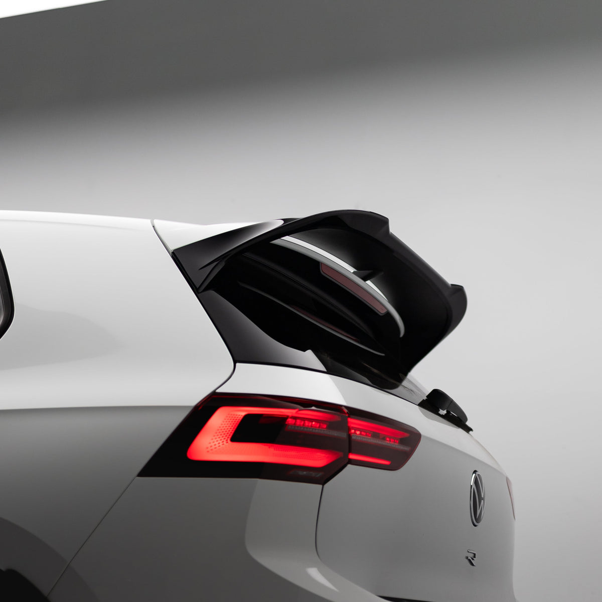 Zaero Design EVO-1 Rear Spoiler for Volkswagen Golf R MK8 / MK8.5 2021+