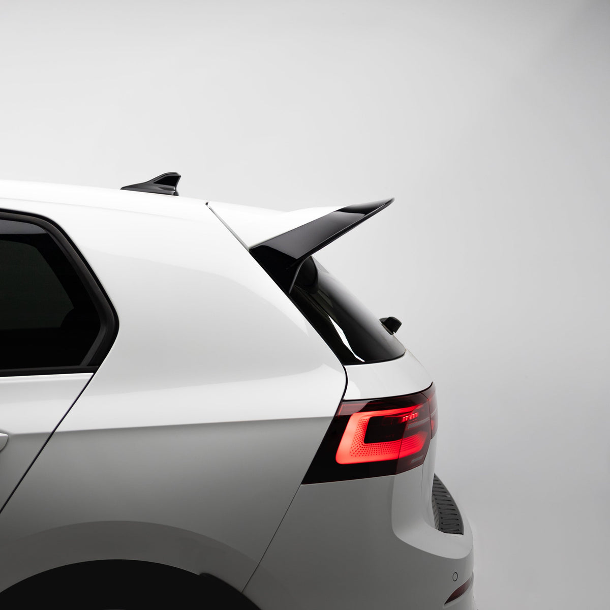 Zaero Design EVO-1 Full Kit for Volkswagen Golf MK8R 2021-2024