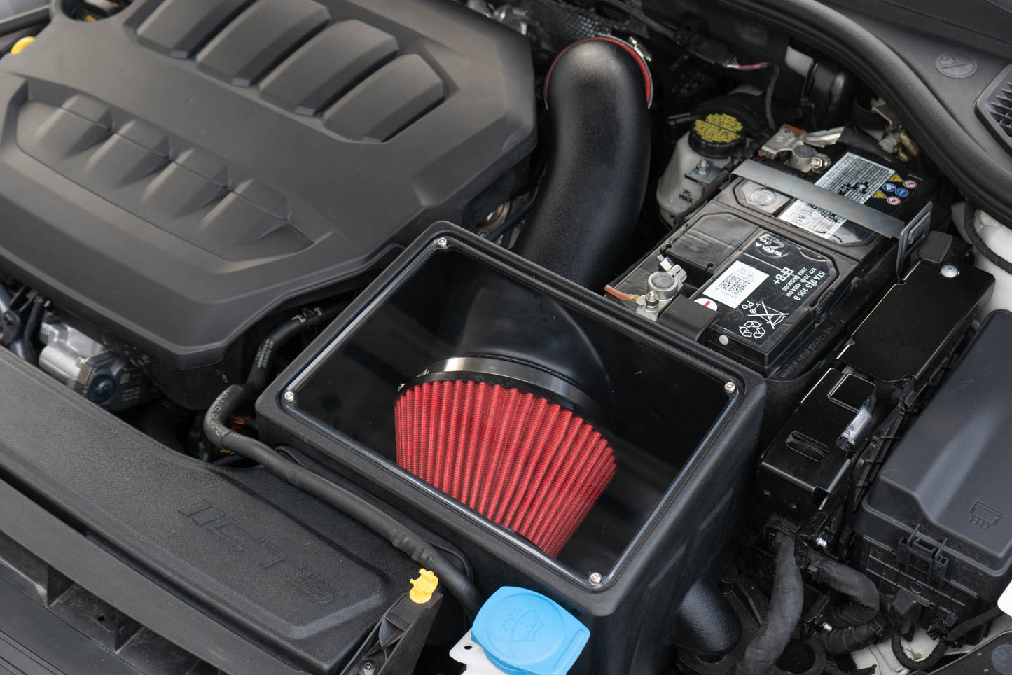 CTS Turbo MK8 VW Golf GTI High-Flow Intake EVO4