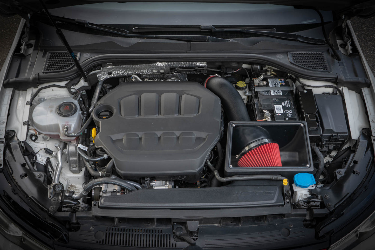 CTS Turbo MK8 VW Golf GTI High-Flow Intake EVO4