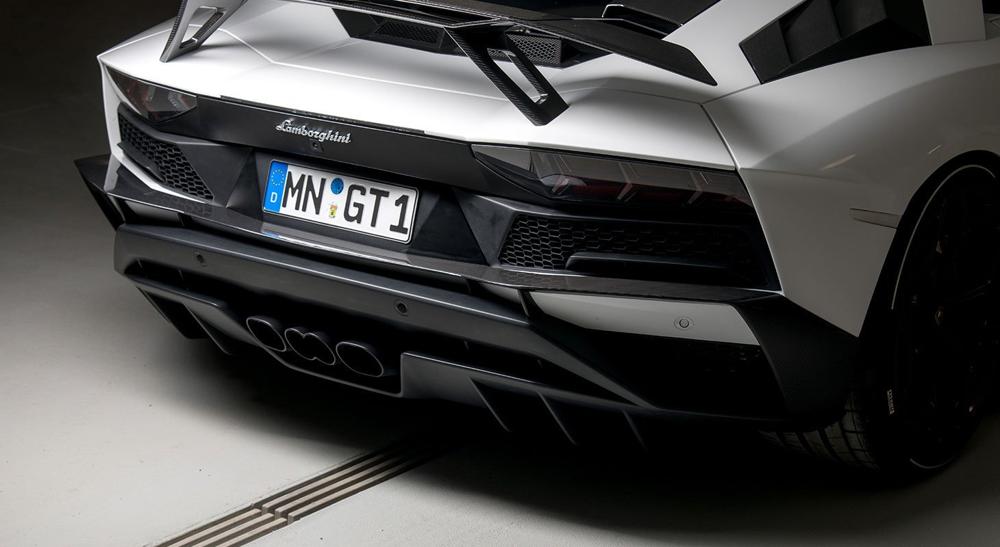 NOVITEC Lamborghini Aventador S/S Roadster | Rear Bumper Attachment