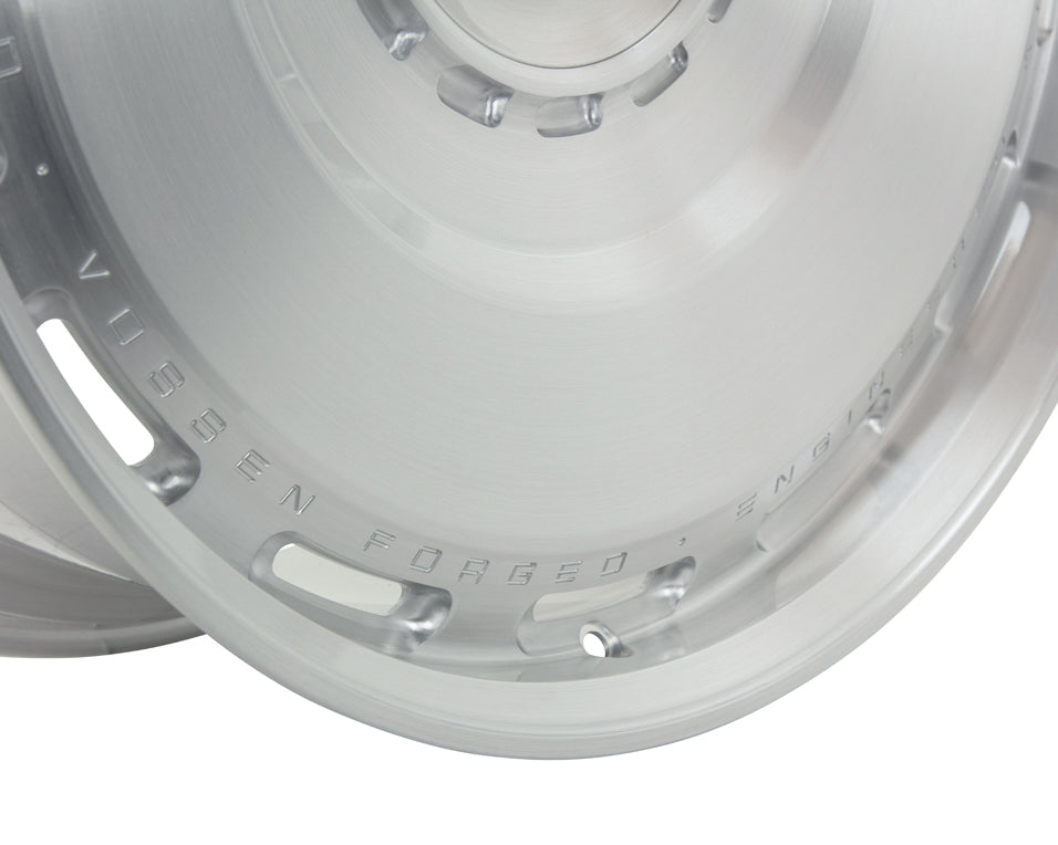 Vossen UV-8 | Urban Automotive Wheel