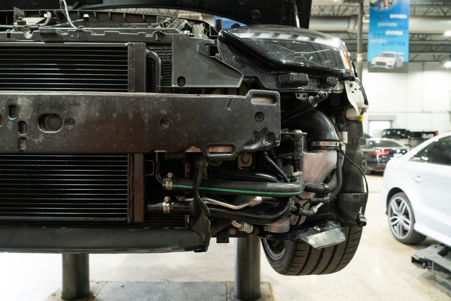 CTS Turbo High-Performance Heat Exchanger for B9 Audi RS5