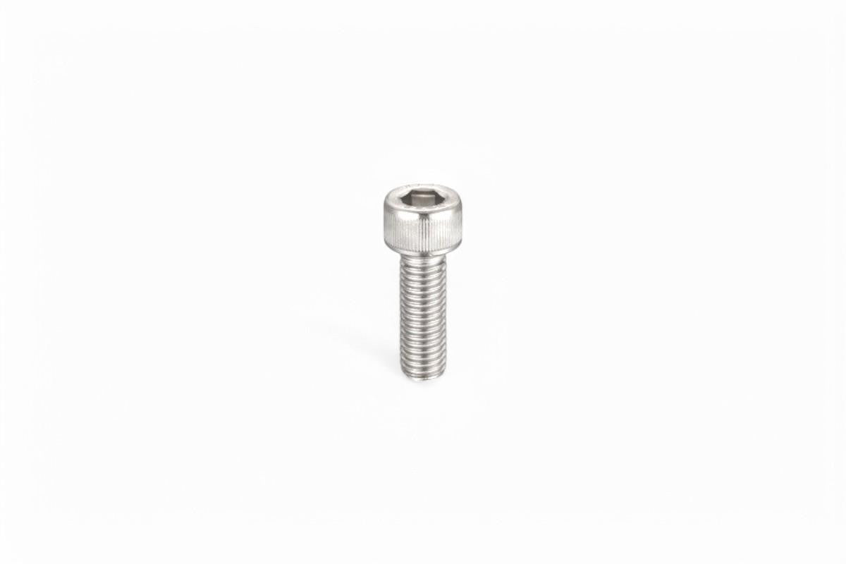 M4 x 0.7 x 10mm Cap head bolts BZP (Bright Zinc Plated)